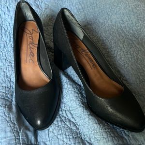 Zodiac Gloria Block Heel Pump